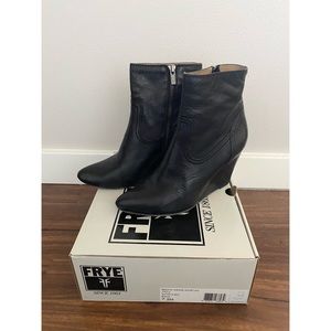 Frye “Regina” Leather Wedge Booties, Women’s 7.5M